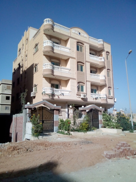 تصميم وتنفيذ الانشاءات